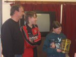 Cloc yn cael ei gyflwyno i deulu'r Rookyards / The Rookayrds are presented with a clock